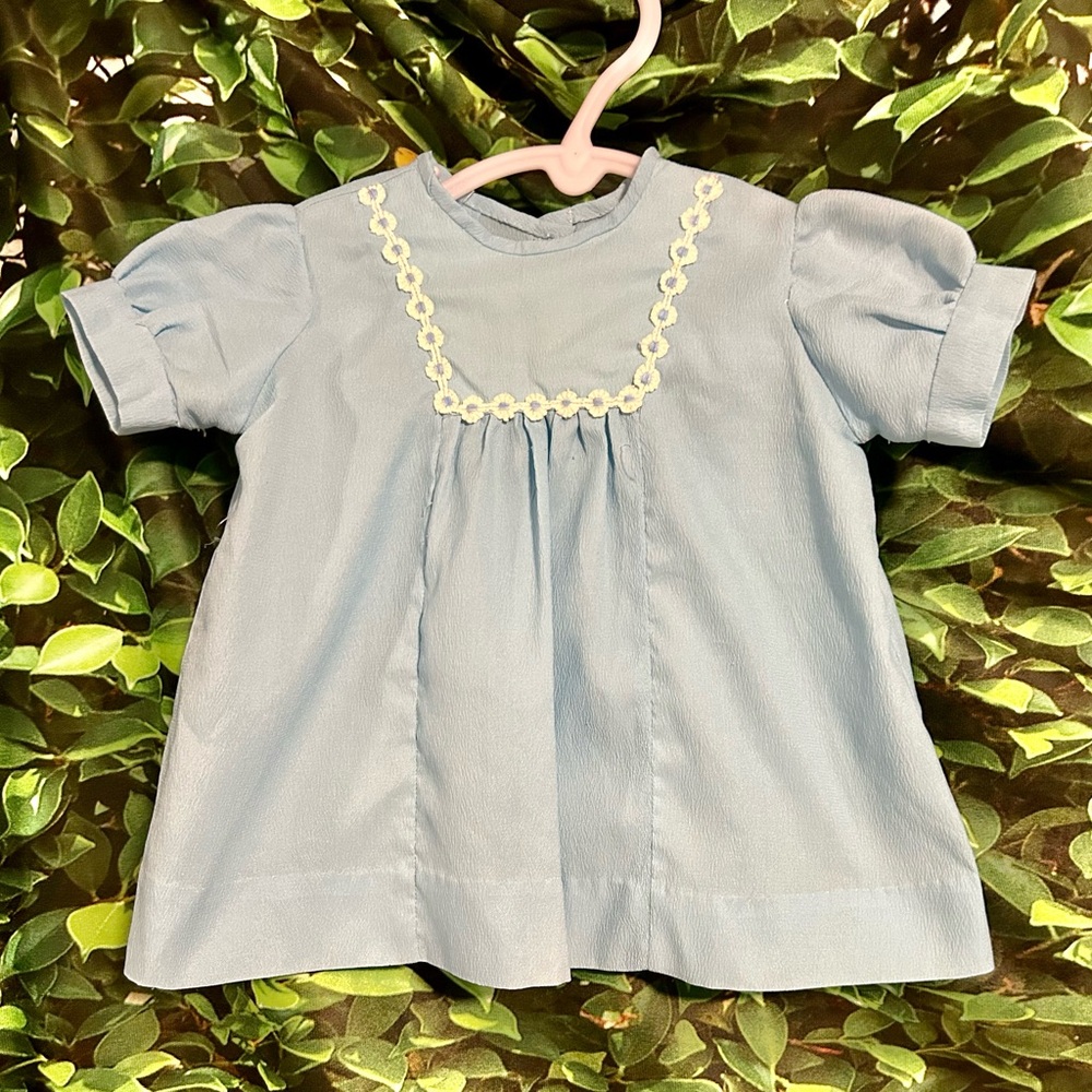 Vintage Smocked Peplum Infant Dress Blue White Infant Girls Polyester